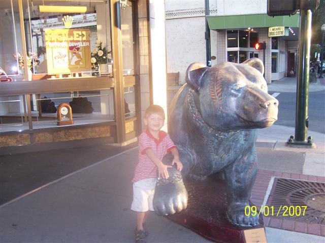 618x457 pixels (55K)