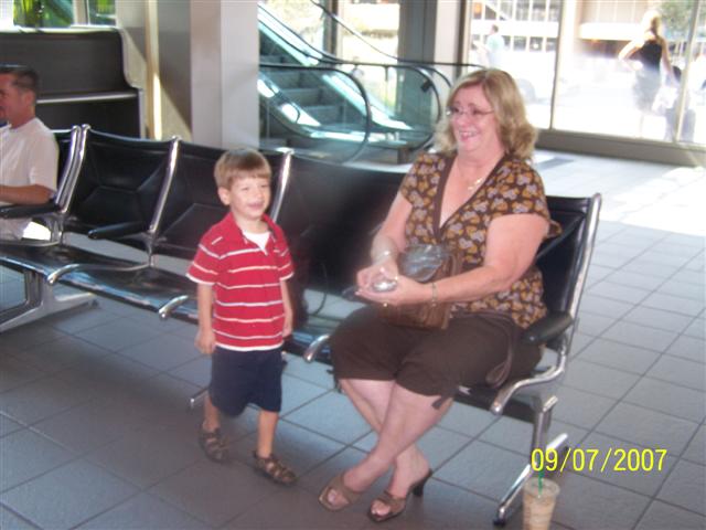 618x457 pixels (47K)