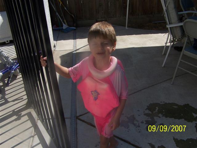 618x457 pixels (46K)