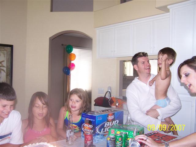 618x457 pixels (43K)