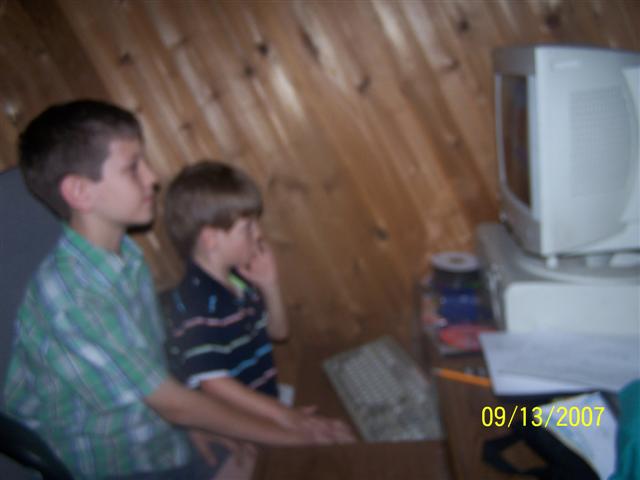 618x457 pixels (29K)