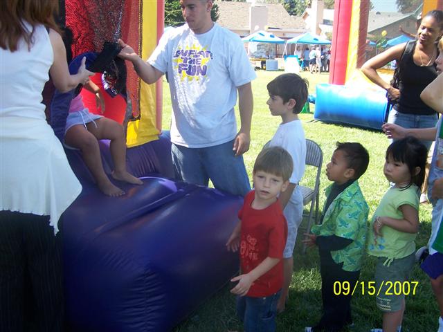 618x457 pixels (59K)