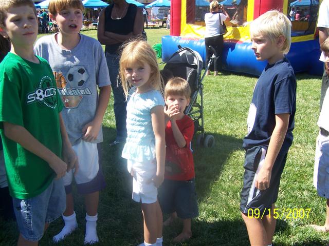 618x457 pixels (73K)