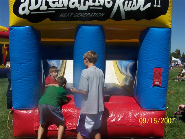 618x457 pixels (56K)