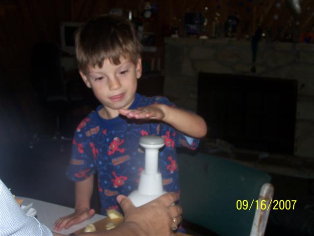 618x457 pixels (28K)