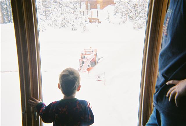 618x409 pixels (31K)