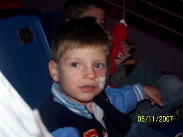 618x457 pixels (30K)